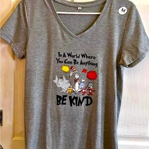 Dr Seuss Shirt Size Medium